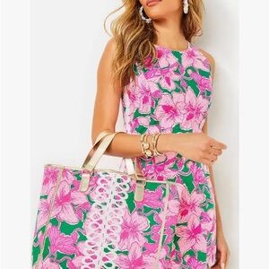 💗💚NWT Lilly Pulitzer Hibis Kiss Tote Bag💚💗